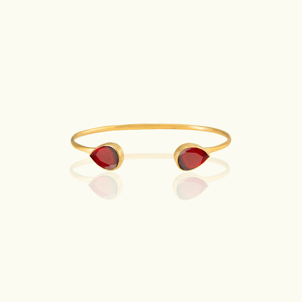 Outer Teardrop Stone Gold Flex Cuff