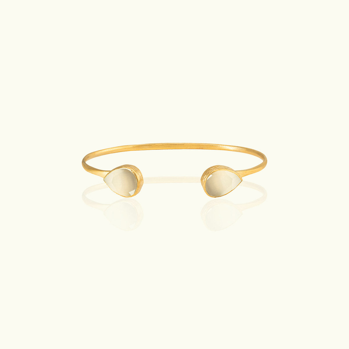 Outer Teardrop Stone Gold Flex Cuff